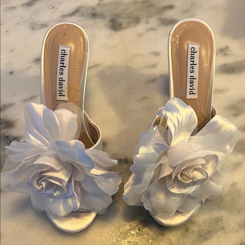 Charles David Cream Floral Heels